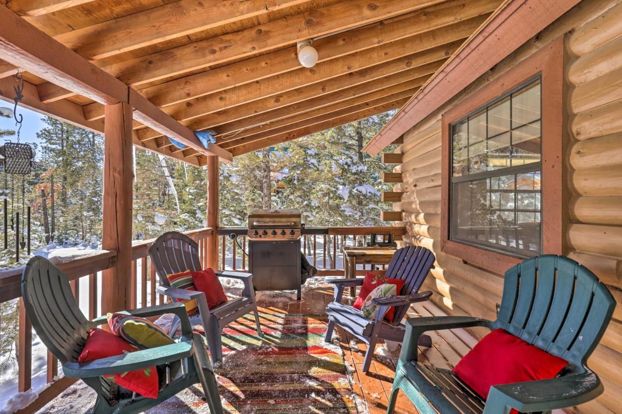 Rustic Duck Creek Village Cabin With Fire Pit! Exterior photo